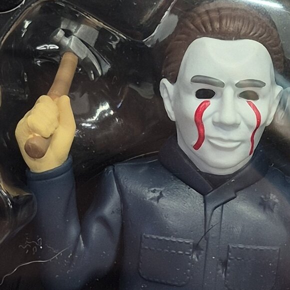 2024 Halloween 2 Michael Myers Vinyl Action Figure 4.25" Toy Brand, Sealed Box - Picture 2 of 6